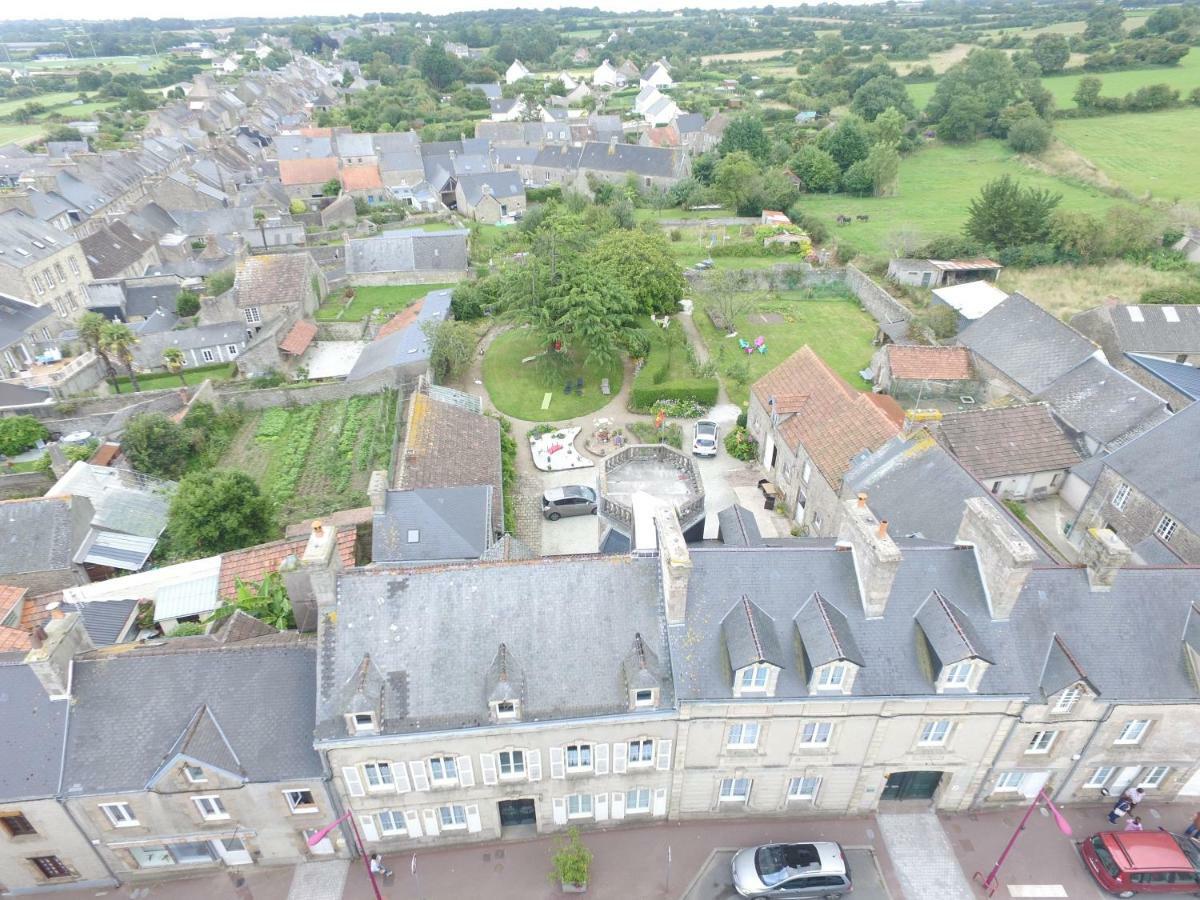La Tourelle En Normandie Saint-Pierre-Eglise Luaran gambar